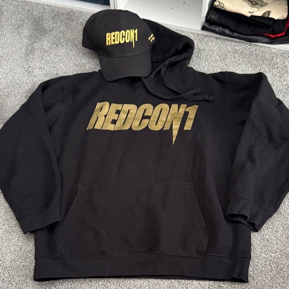 Black and Gold Cap